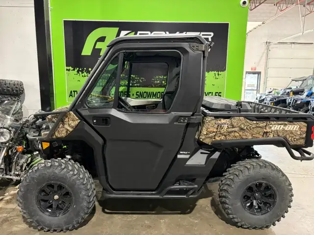 2020 Can-Am Defender XT HD10